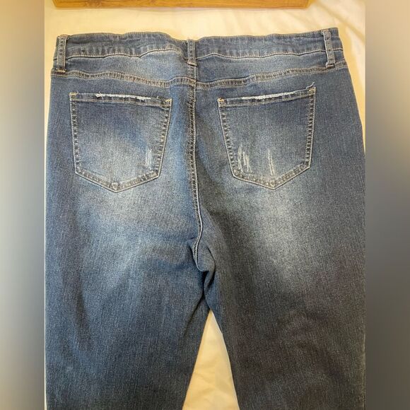 Copperflash size 18W high rise slim straight distressed jeans - Picture 3 of 7